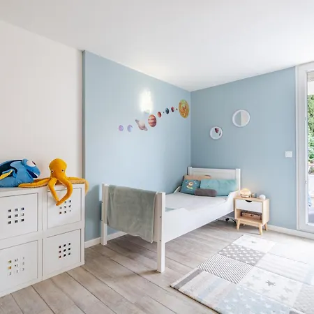 Superb 2 Bedroom In * Nice