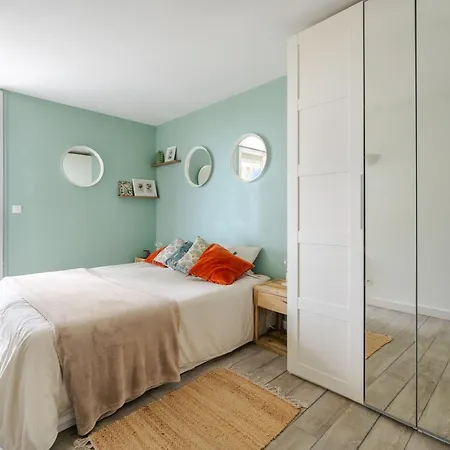 Superb 2 Bedroom In 아파트