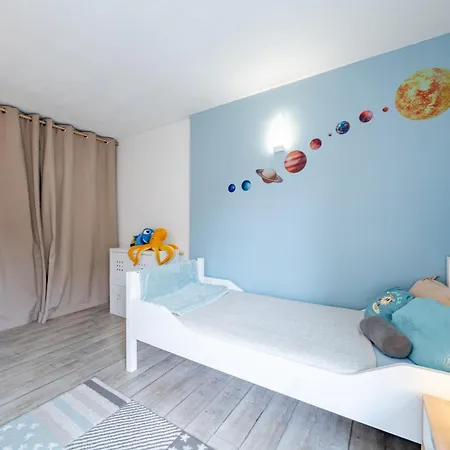 아파트 Superb 2 Bedroom In