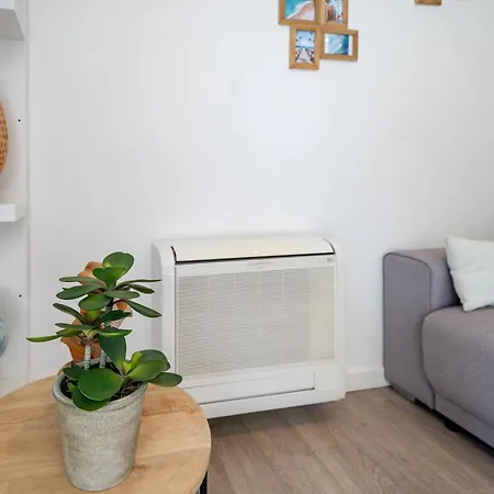 Superb 2 Bedroom In 아파트