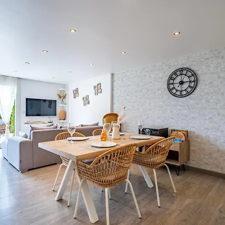 Superb 2 Bedroom In 니스