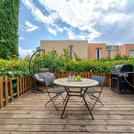 Superb 2 Bedroom In * 니스